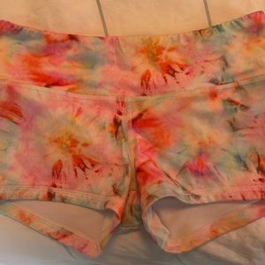 FLEO TIE-DYE SMALL GYM SHORTS WORN 2x